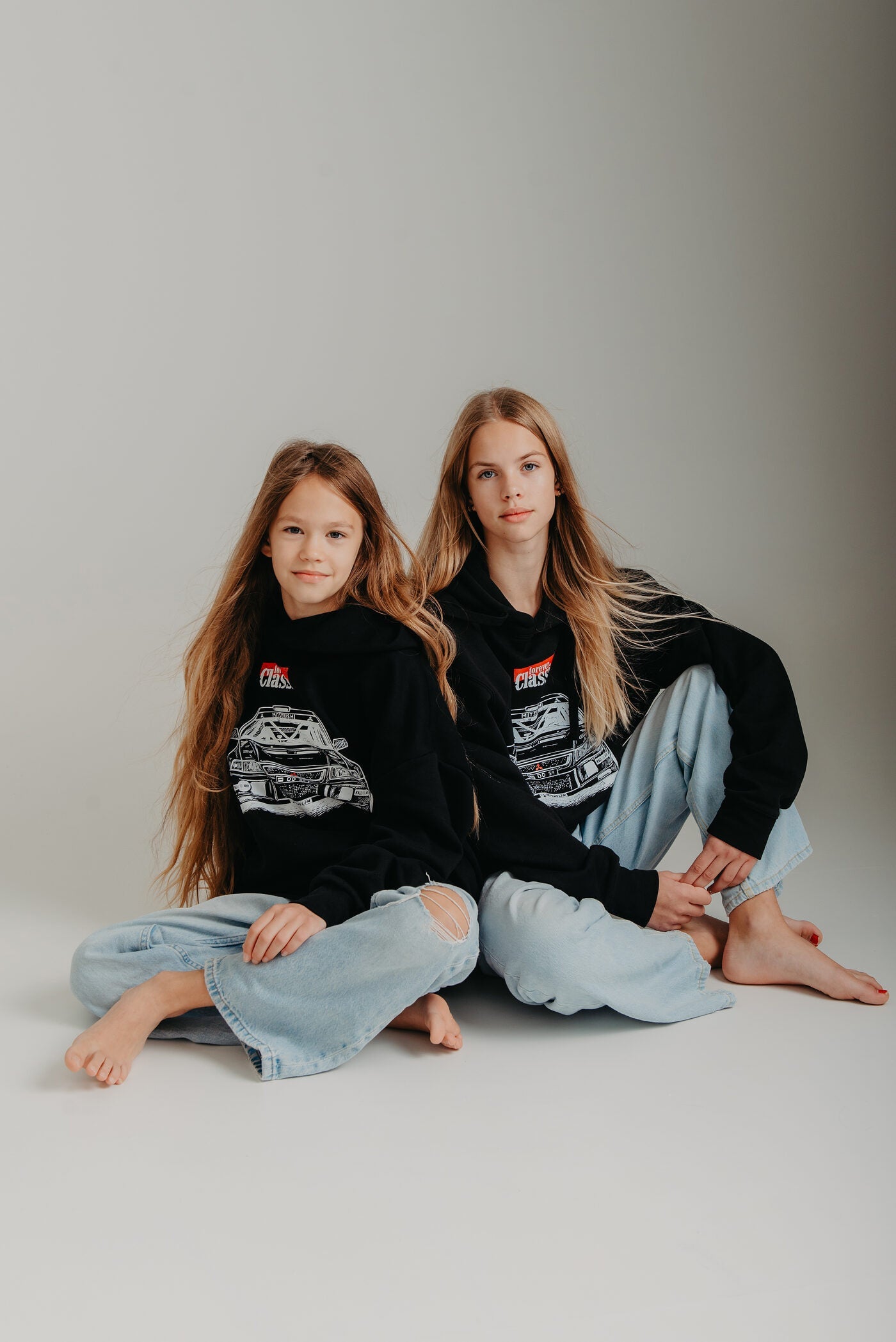 Black kids' hoodie in soft cotton with Forever Classic motorsport style design
