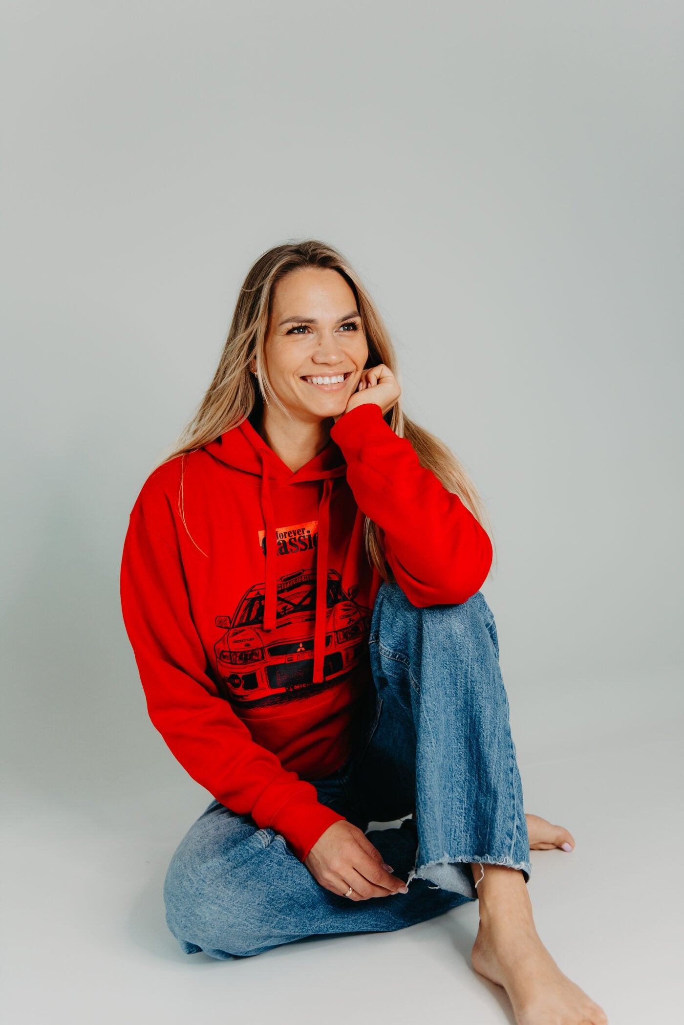 Forever Classic red hoodie with hood, pockets and exclusive design in cotton and recycled polyester