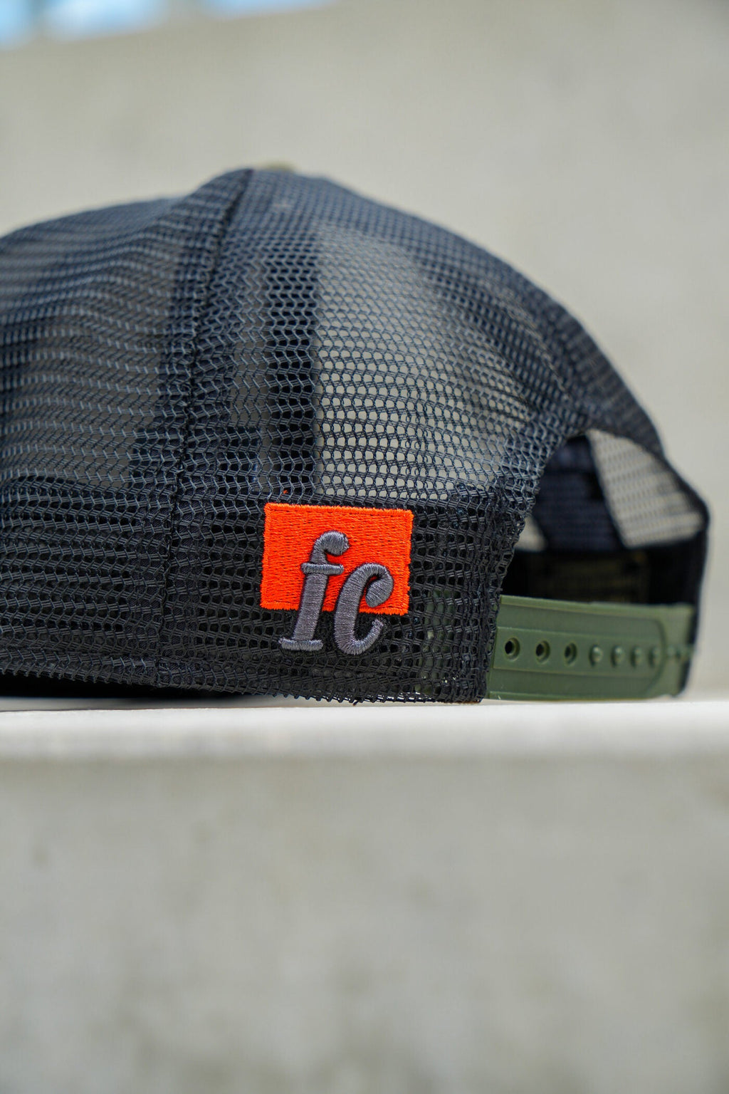 Forever Classic khaki snapback cap with flat brim and mesh back
