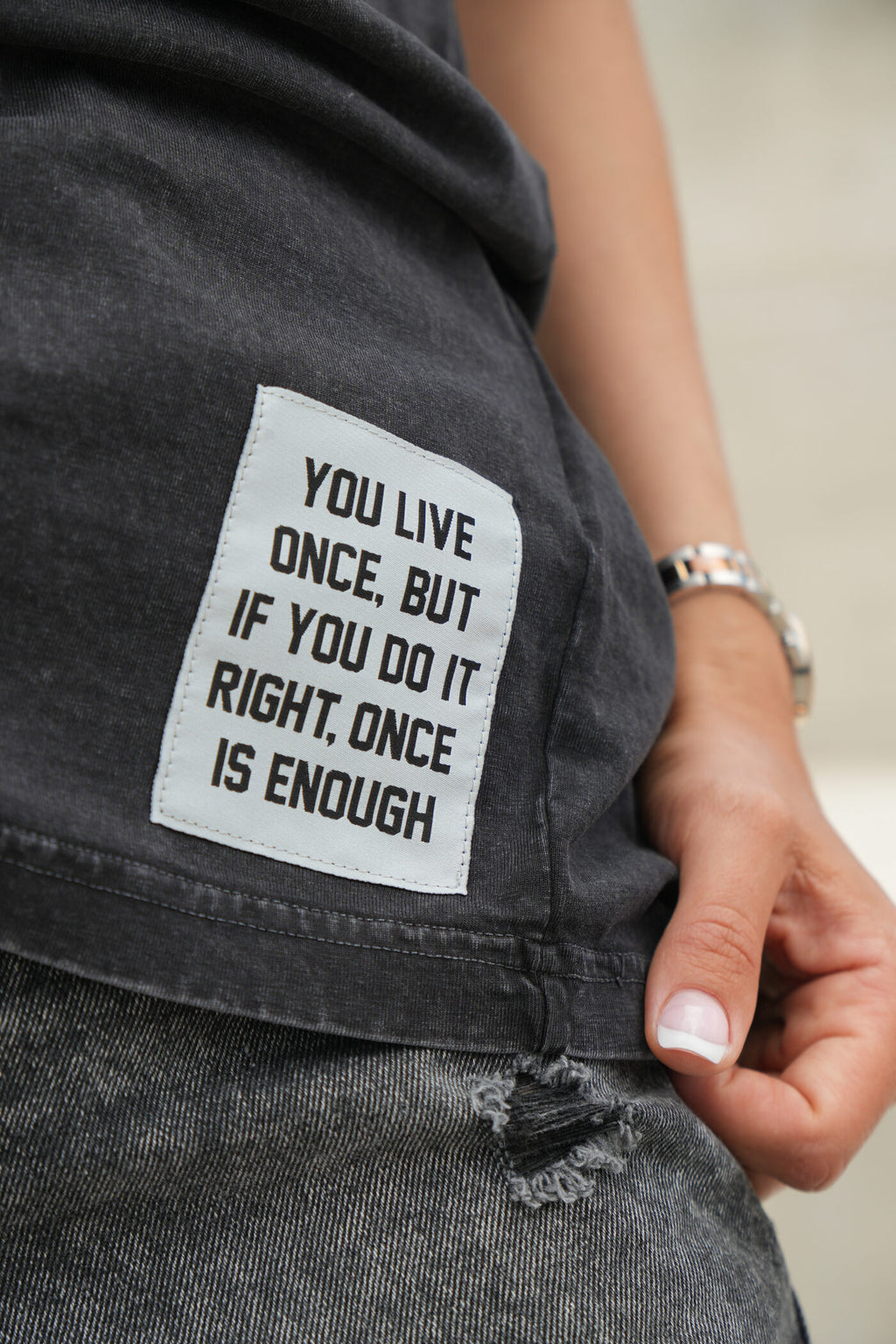OVERSIZED T-SHIRT